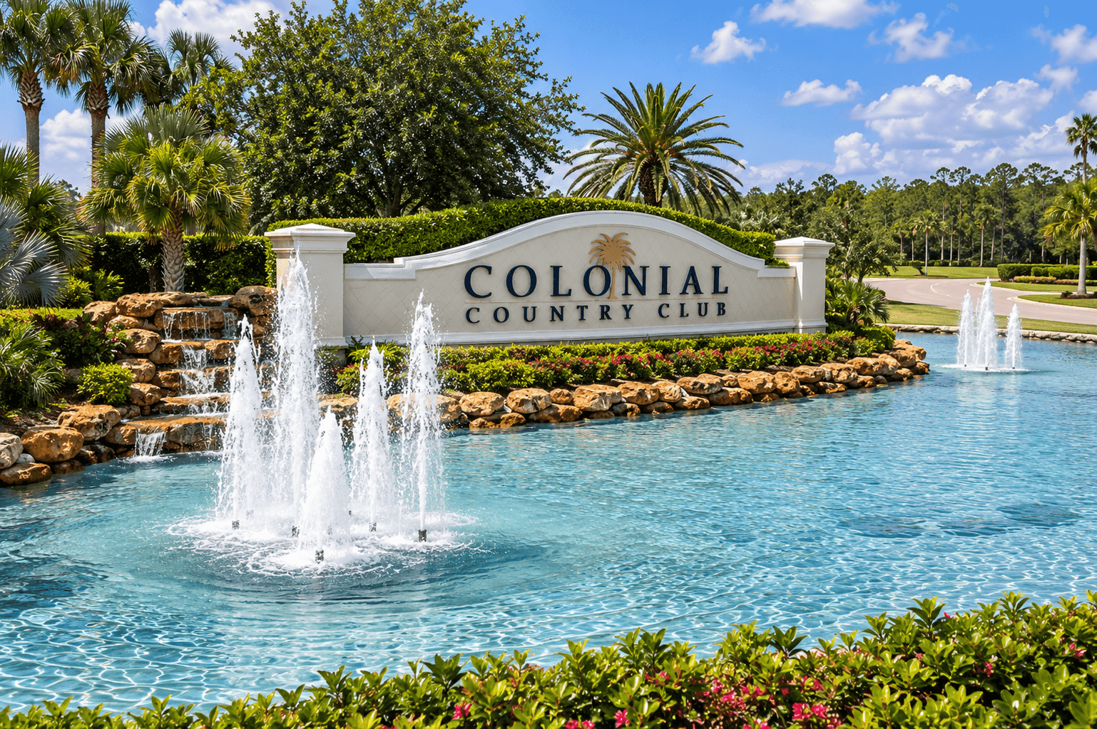 The entrance to Colonial Country Club in Fort Myers